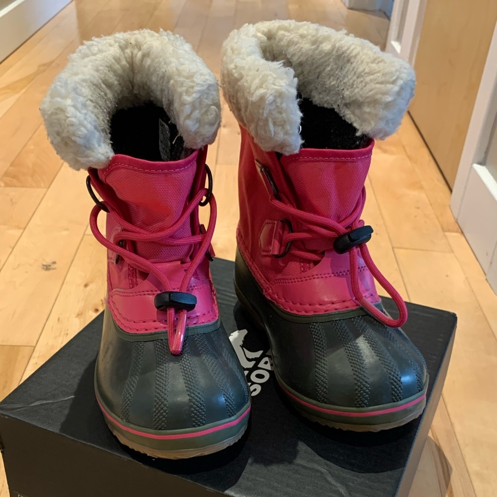 Girl’s Sorel Yoot Pac boots, size 12